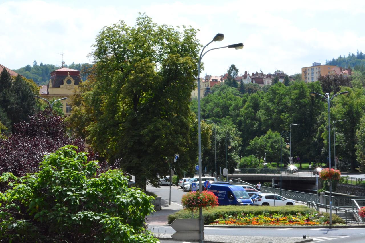 Apartment Alice Center Karlovy Vary Kültér fotó